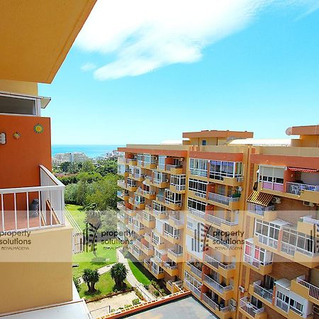 703 Aguila Apartamento - Vista Al Mar - Cerca De Tren, Restaurantes Y Tiendas - Playa A 10 Minutos Caminando بينالماذينا المظهر الخارجي الصورة