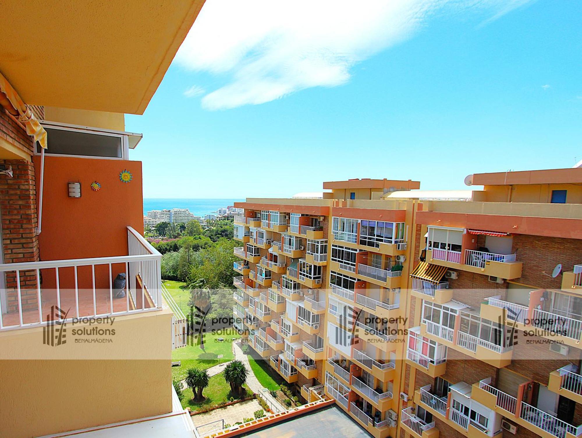 703 Aguila Apartamento - Vista Al Mar - Cerca De Tren, Restaurantes Y Tiendas - Playa A 10 Minutos Caminando بينالماذينا المظهر الخارجي الصورة